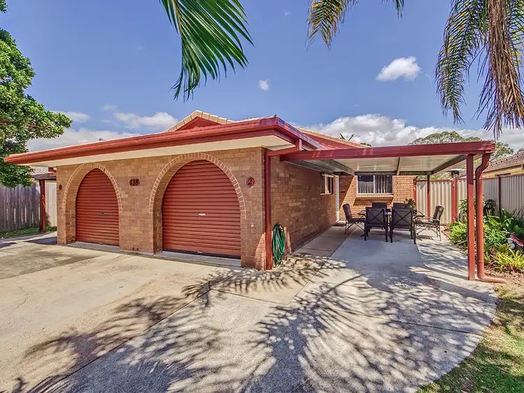 2/138 Kumbari Avenue, Labrador QLD 4215