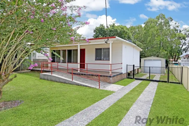 11 Norah Avenue, Charmhaven NSW 2263