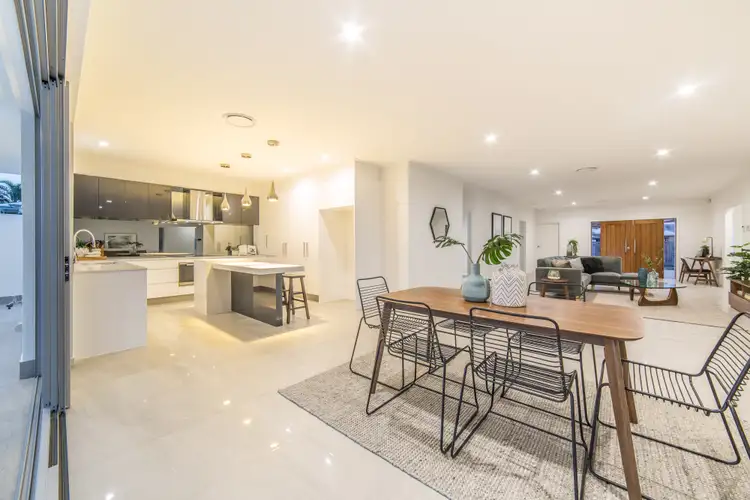 47 Platypus Avenue, Sorrento QLD 4217