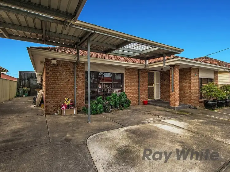 16 Grist Street, St Albans VIC 3021