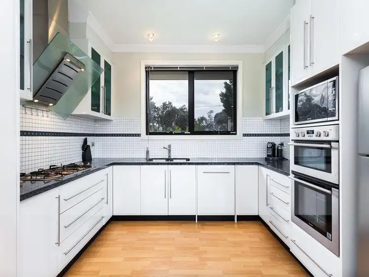 Second view of Homely townhouse listing, 1/189 Nepean Highway, Aspendale VIC 3195