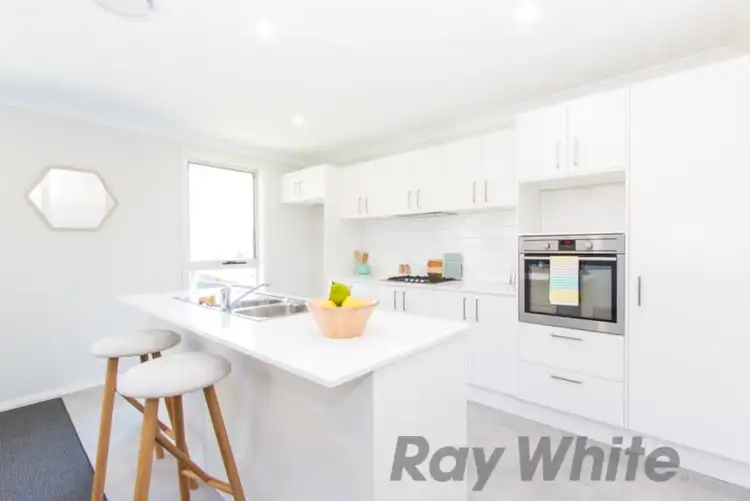 4A Kuraman Close, Macquarie Hills NSW 2285