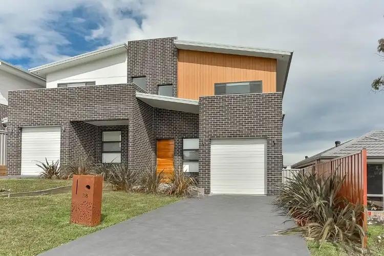 38 Leicester Street, Leumeah NSW 2560