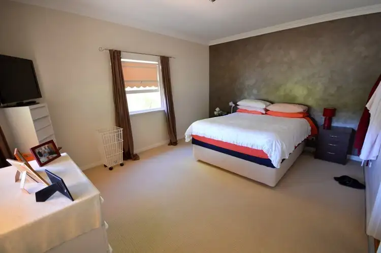 Fifth view of Homely house listing, 1 College Drive, Cowra NSW 2794