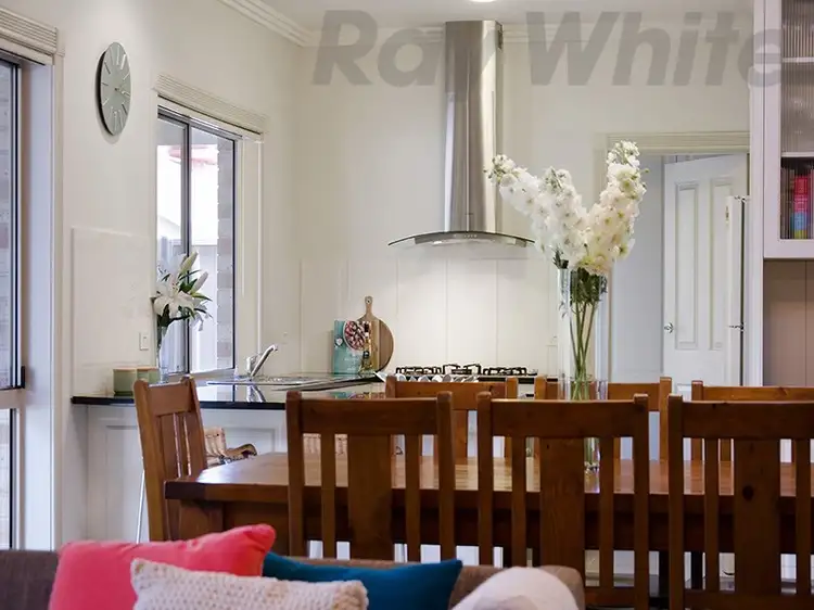 1A Kinross Avenue, Seaton SA 5023