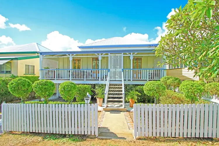 7 Cousins Street, The Range QLD 4700