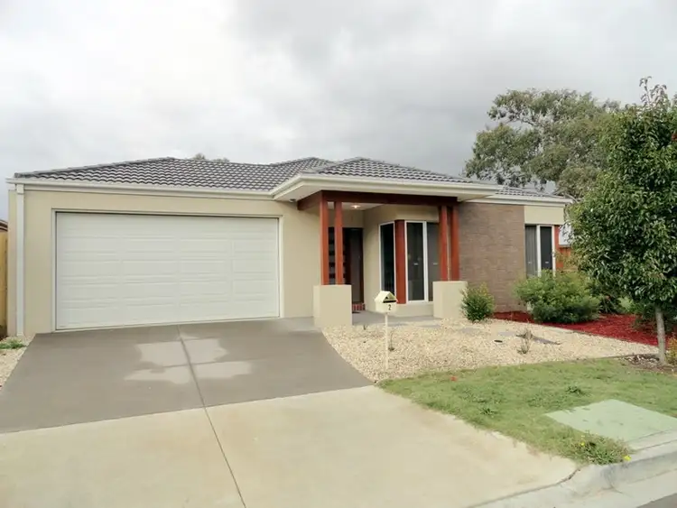 2 Poets Court, Mernda VIC 3754