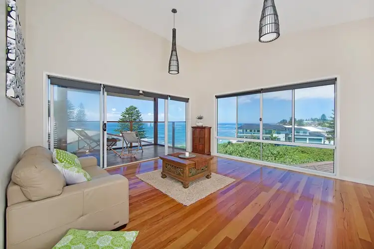 142 Ocean Parade, Blue Bay NSW 2261