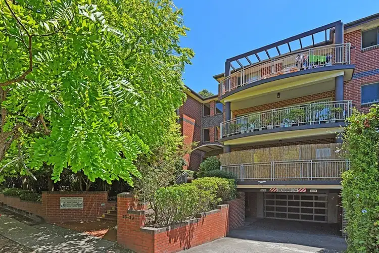 18/23-25 Burdett Street, Hornsby NSW 2077