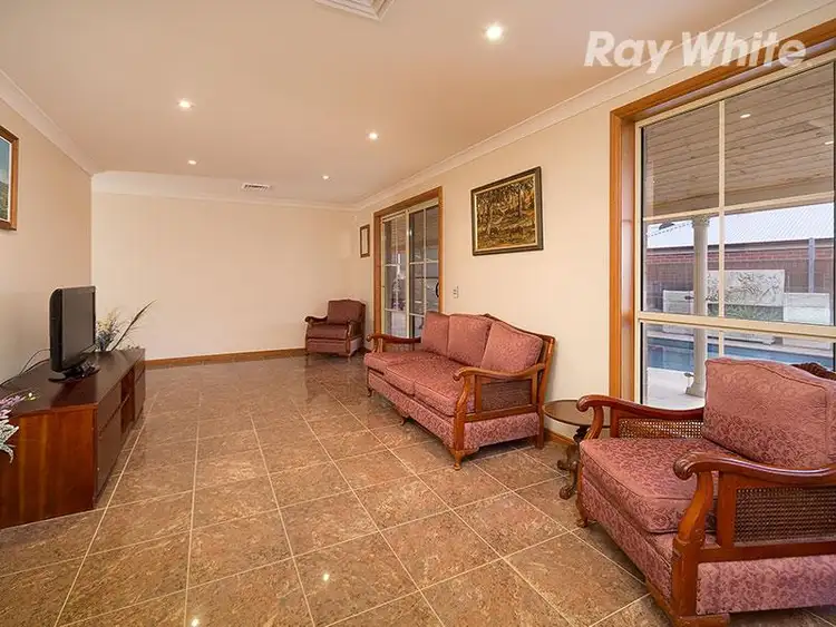 Third view of Homely house listing, 5 Grandeur Place, East Albury NSW 2640