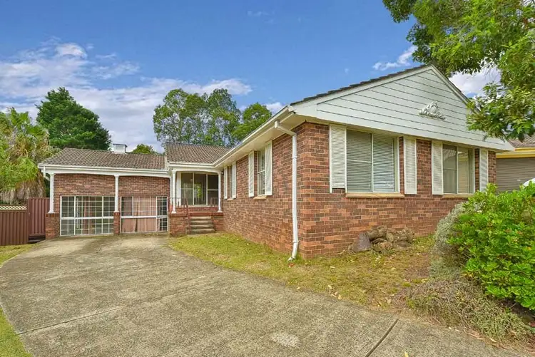 5 Lae Place, Glenfield NSW 2167