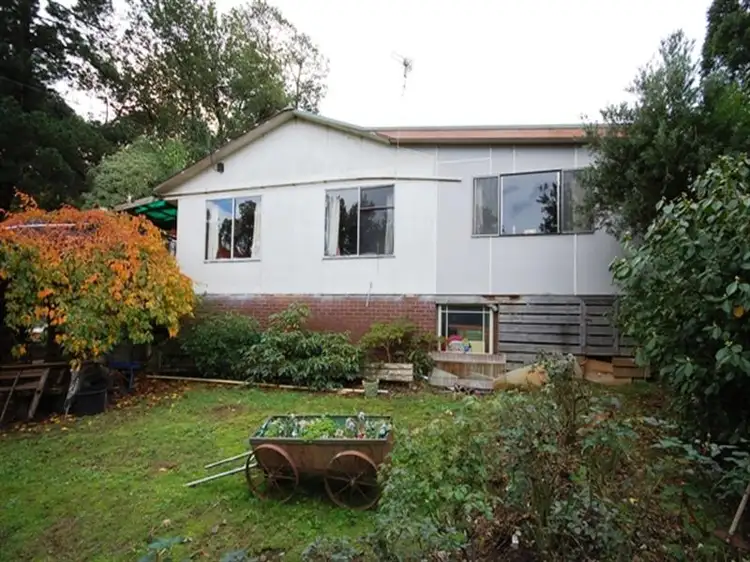 25 Old Warburton Highway, Seville East VIC 3139