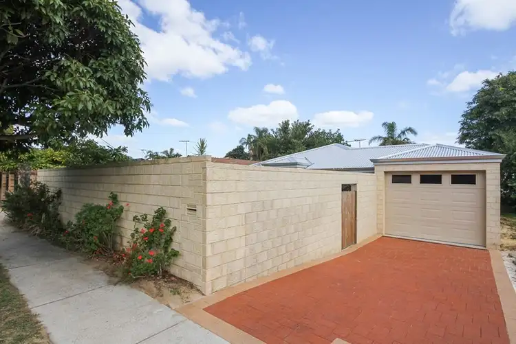 423 The Strand, Dianella WA 6059