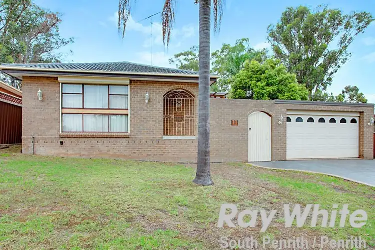 11 Rosella Place, Cranebrook NSW 2749