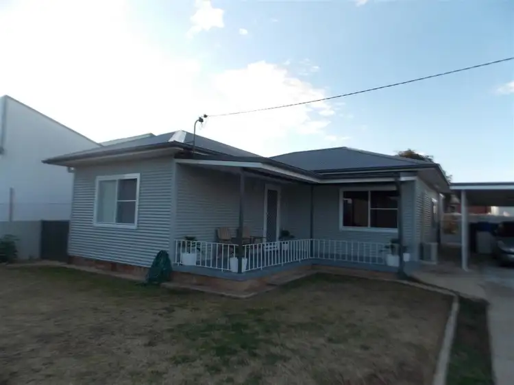 Main view of Homely house listing, 10 Oxley Street, Parkes NSW 2870