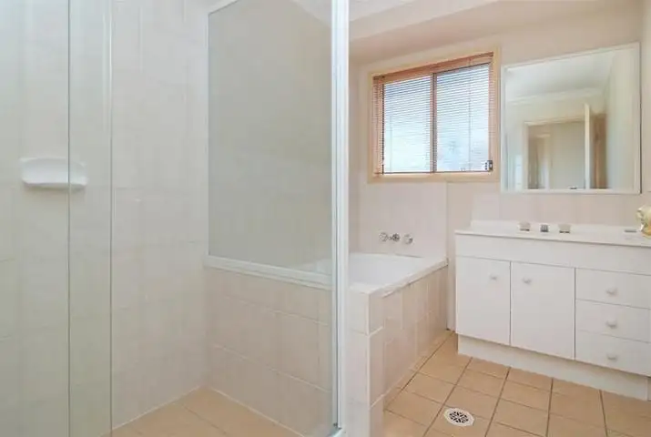 Sixth view of Homely house listing, 5 Ku Ring Gai Close, Loganholme QLD 4129