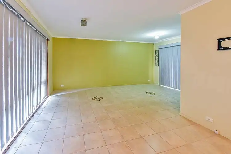 Second view of Homely house listing, 3 Squeers Place, Ambarvale NSW 2560