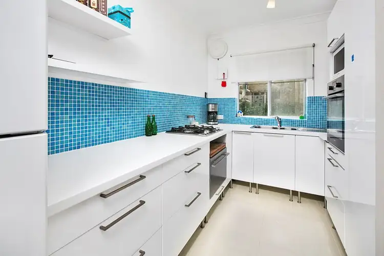 Main view of Homely unit listing, 2/90-92 Dee Why Parade, Dee Why NSW 2099