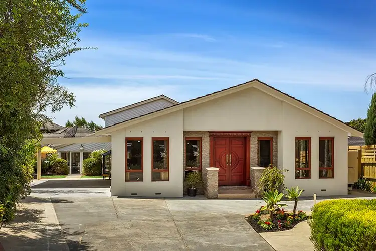 Main view of Homely house listing, 10 Parkville Place, Donvale VIC 3111