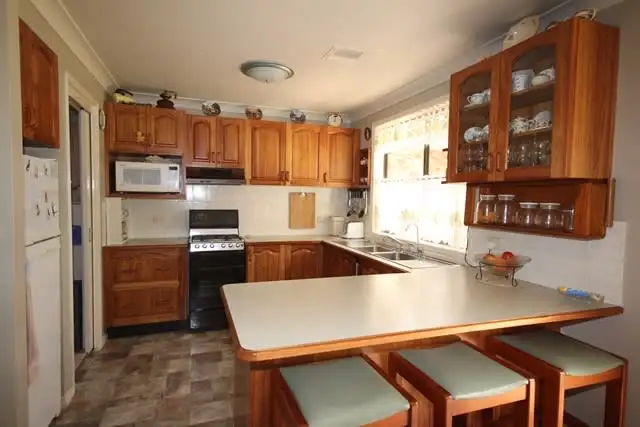 Fifth view of Homely house listing, 8 Glyndwr Avenue, Oberon NSW 2787