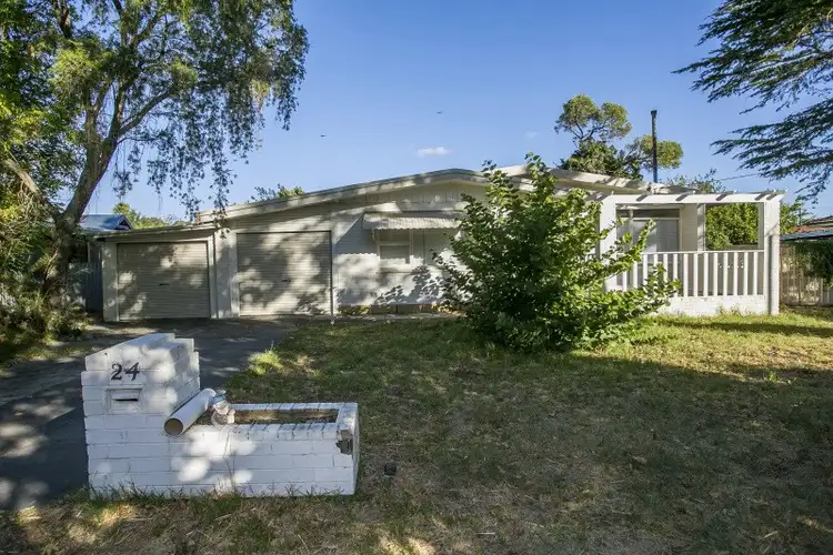 24 Warren Road, Maida Vale WA 6057