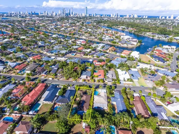 Main view of Homely house listing, 21 McIlwraith Avenue, Sorrento QLD 4217