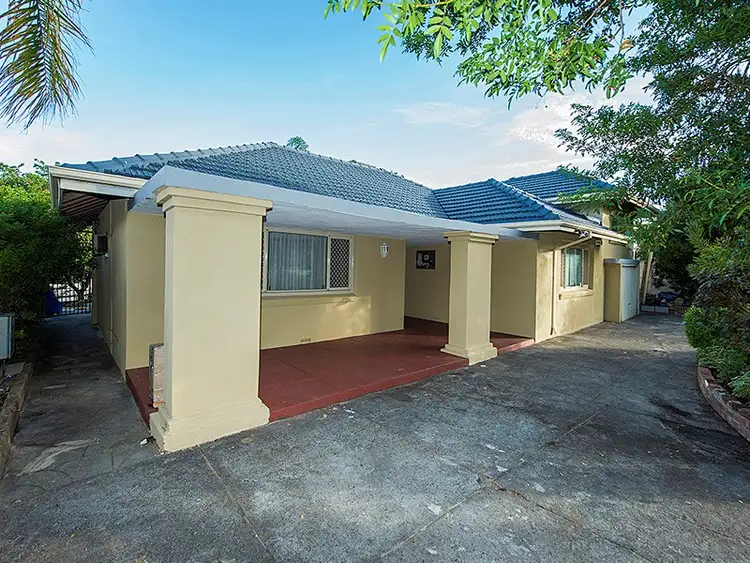 38 Palmerston Street, St James WA 6102