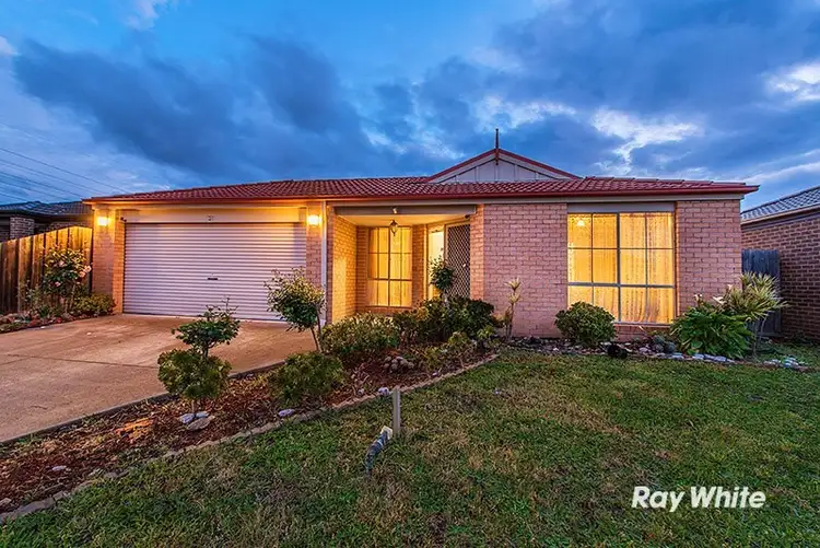 37 Kulkami Way, Cranbourne West VIC 3977