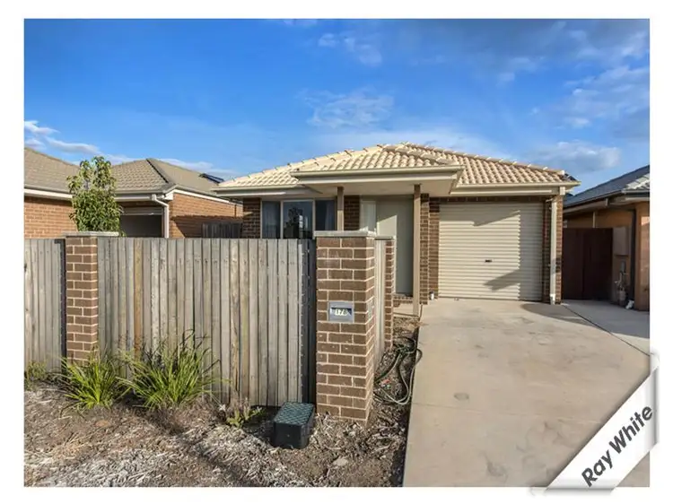 178 Macfarlane Burnet Avenue, Macgregor ACT 2615