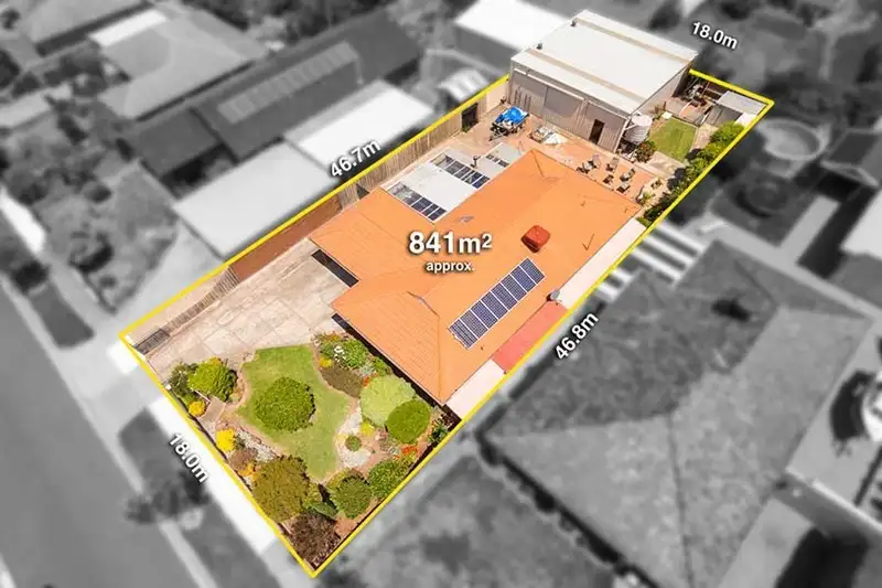 Main view of Homely house listing, 33 Bank Street, Craigieburn VIC 3064
