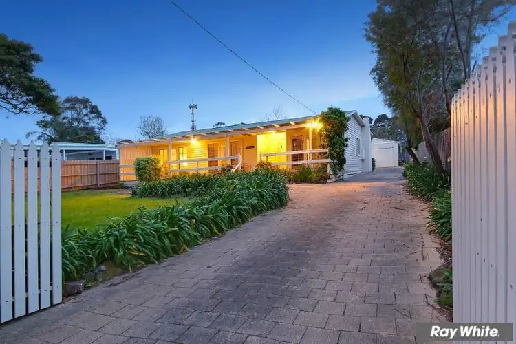 8 Bambra Street, Mount Eliza VIC 3930