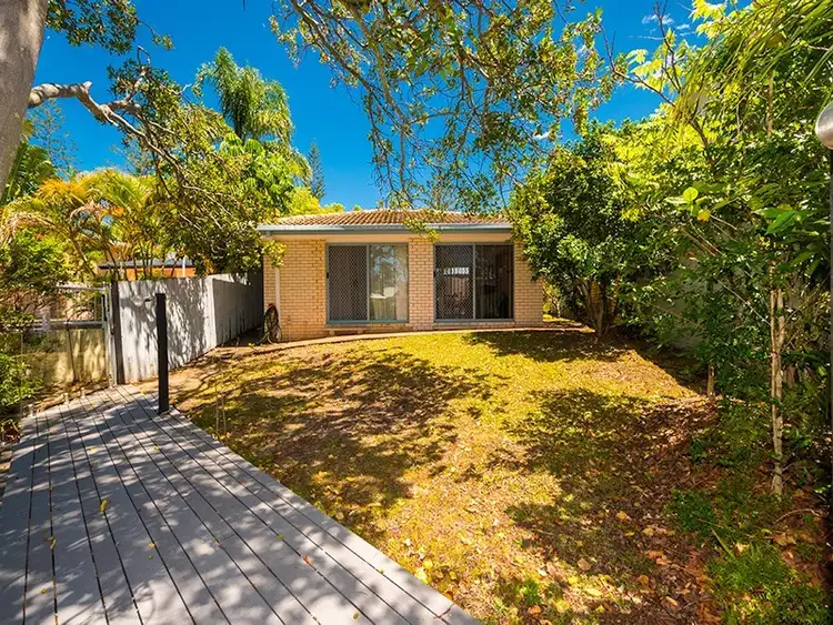 Fourth view of Homely house listing, 5 The Lido, Isle Of Capri QLD 4217