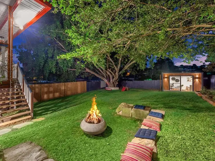 313 Kitchener Road, Stafford Heights QLD 4053