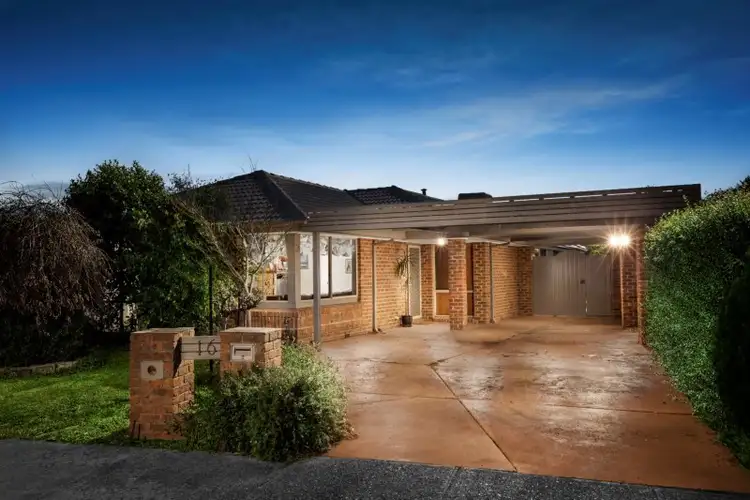 16 Scullin Court, Mill Park VIC 3082