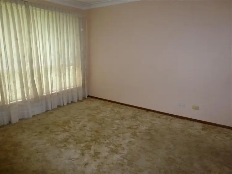 Fifth view of Homely house listing, 6 Kent Place, Dubbo NSW 2830