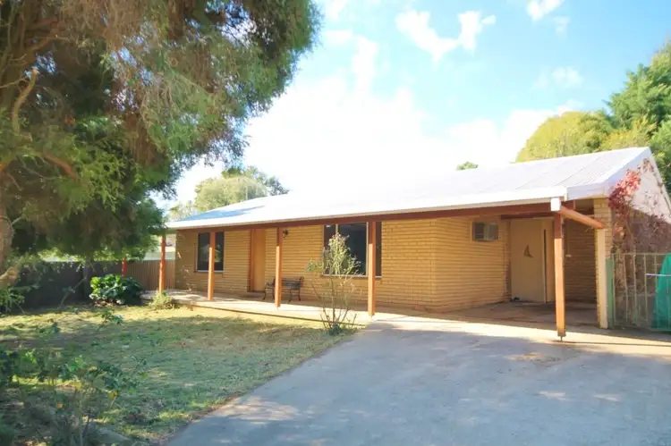 36 Taylor Road, Young NSW 2594