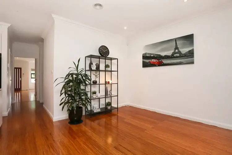 Seventh view of Homely house listing, 320 Furlong Road, St Albans VIC 3021