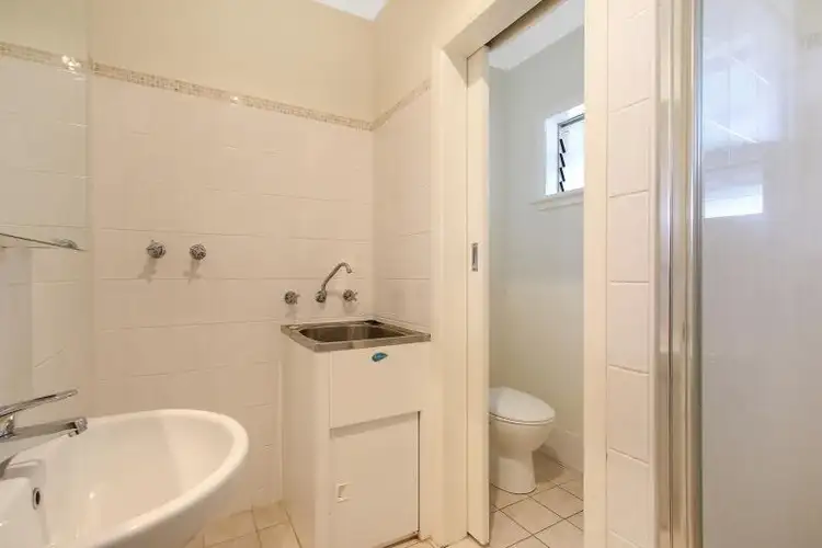 Third view of Homely unit listing, 1/404 Douglas Road, Lavington NSW 2641