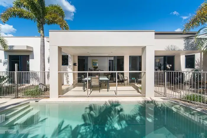 2556 Cressbrook Drive, Hope Island QLD 4212