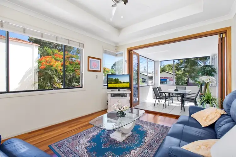 Second view of Homely other listing, 2/7 Norman Street, Southport QLD 4215