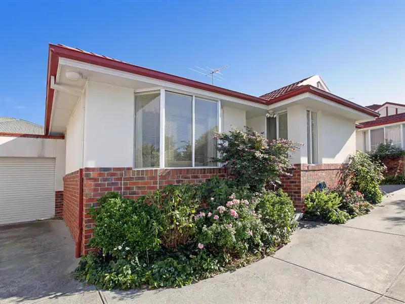 Main view of Homely unit listing, 2/8 Herbert Street, Watsonia VIC 3087