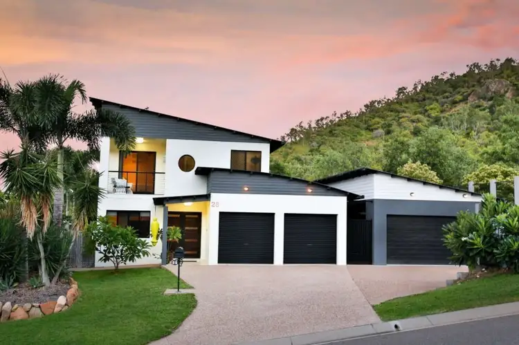 28 Kosciusko Way, Mount Louisa QLD 4814