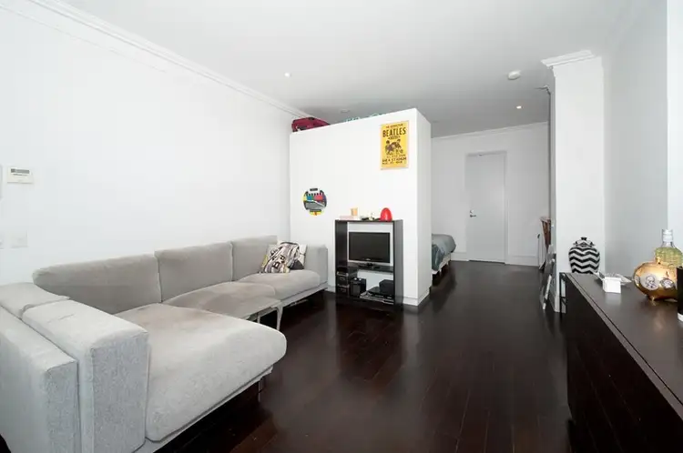 9-15 Bayswater Road