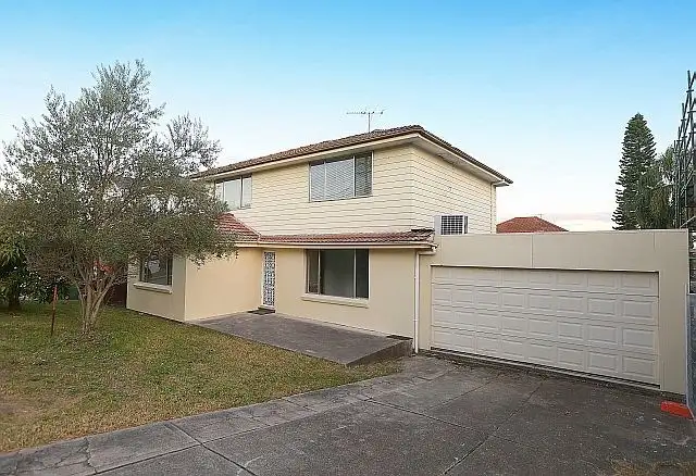 23 Sturt Avenue, Georges Hall NSW 2198