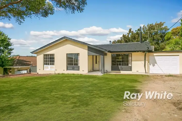 13 Sea View Road, Para Hills SA 5096