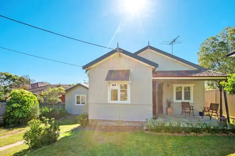 6 Ethel Street, Hornsby NSW 2077