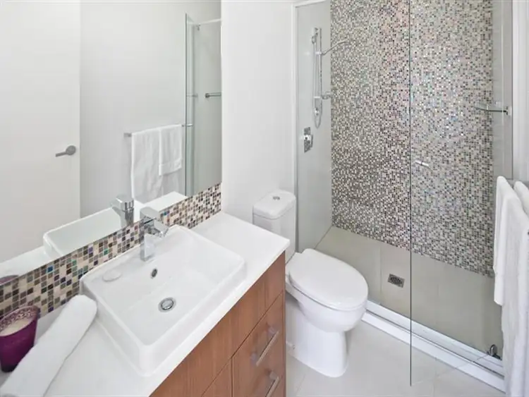 Fifth view of Homely other listing, 2/6 Compass Drive, Biggera Waters QLD 4216
