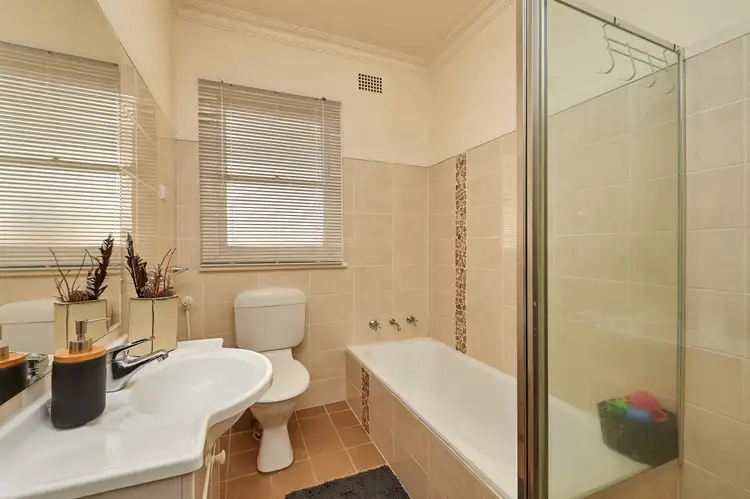 Fifth view of Homely house listing, 70 Mitchelmore Street, Turvey Park NSW 2650