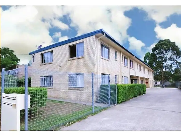 Main view of Homely unit listing, 1/6 Lee Street, Caboolture QLD 4510