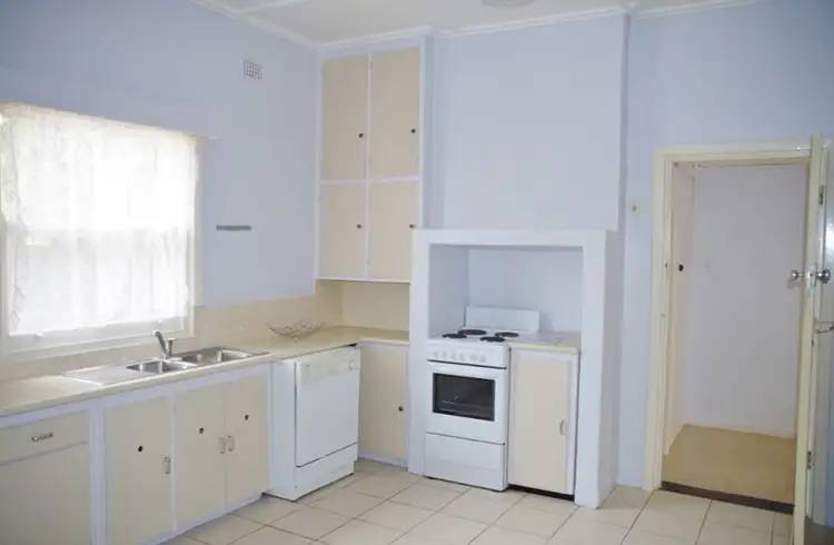 Second view of Homely house listing, 21 Seventeenth Street, Renmark SA 5341
